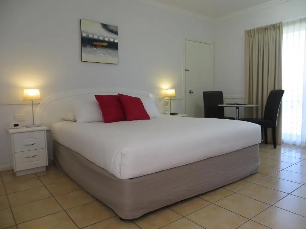 Heritage Lodge Motel Charters Towers
