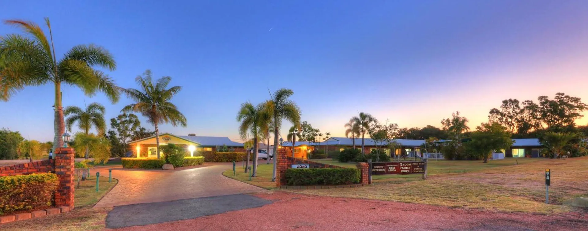 Heritage Lodge Motel Charters Towers 3*,  Australia
