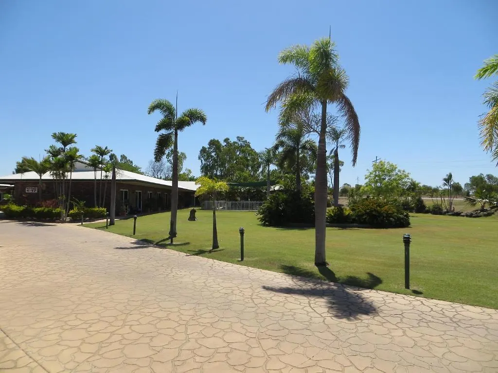 Heritage Lodge Motel Charters Towers