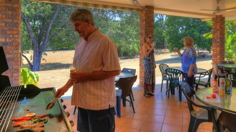 Heritage Lodge Motel Charters Towers